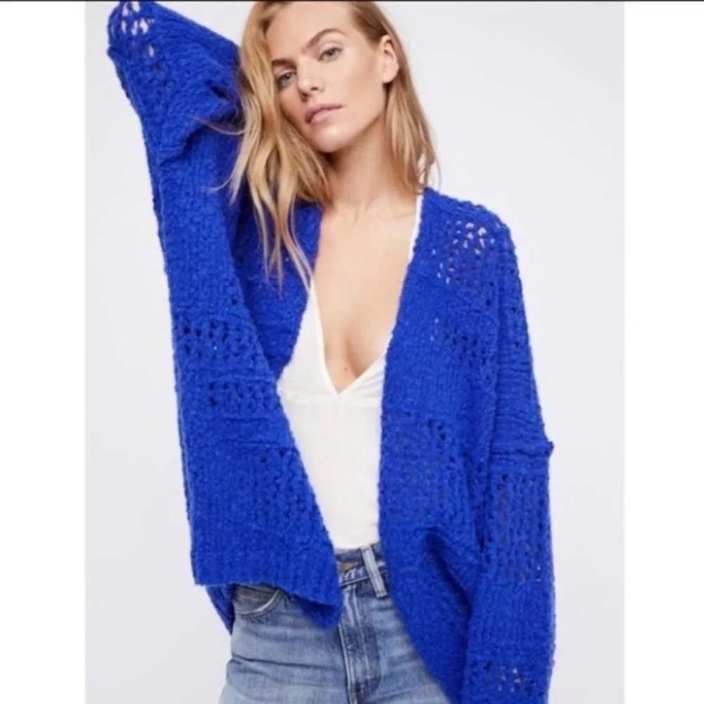 Free people Chunky Knit Cardigan Womens Medium Large Blue Open Front Cozy